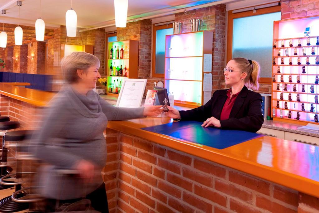 Ibis Styles Berlin City Ost Ristorante foto